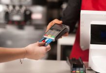 Veja como pedir uma máquina de cartão sem aluguel