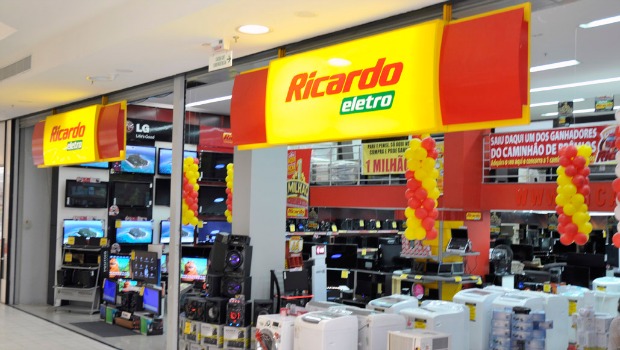 Veja o que fazer para pedir o cartão de crédito das lojas Ricardo Eletro