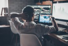 Conheça 5 motivos para investir dinheiro em uma corretora de valores